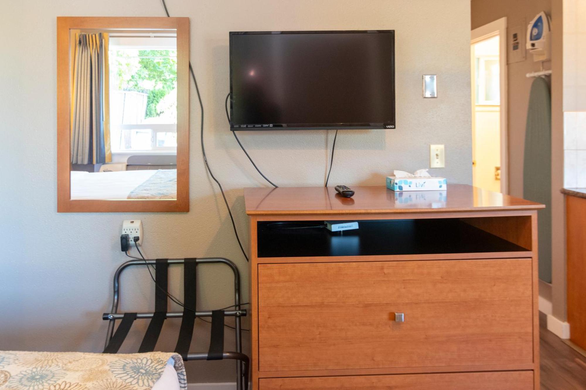 Nordic Inn And Suites Portland Eksteriør billede