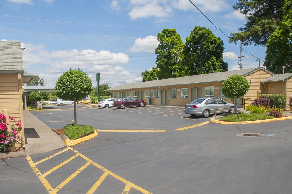 Nordic Inn And Suites Portland Eksteriør billede