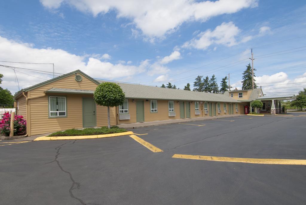 Nordic Inn And Suites Portland Eksteriør billede